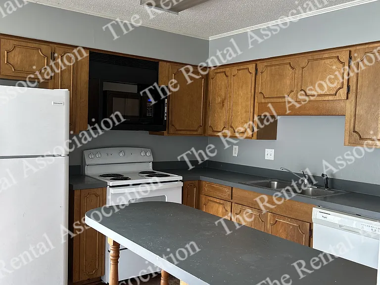 207 S Maple St — Photo 8