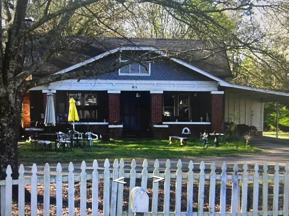 1005 Elm St, Camden, AR 71701