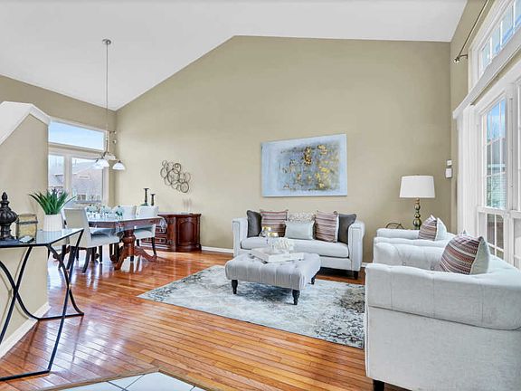 4th image of 7649 Mendocino Dr