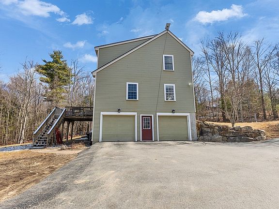 3rd image of 189 Byam Rd