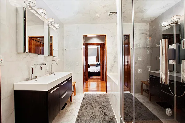 Rented by Douglas Elliman | media 20