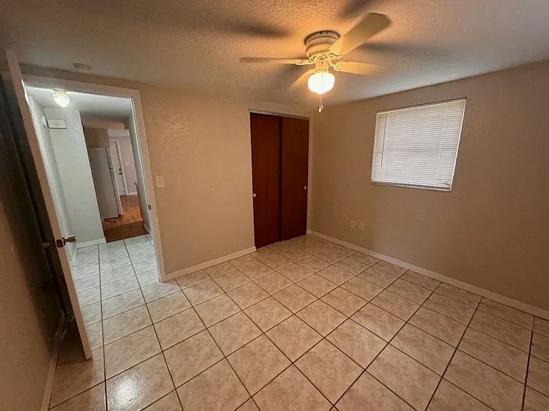 10731 Premier Ave — Photo 10