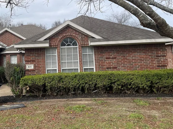 511 Parks Ct, Desoto, TX 75115