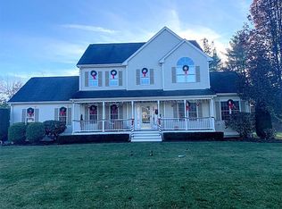 36 Weetamoe Ln, Raynham, MA 02767