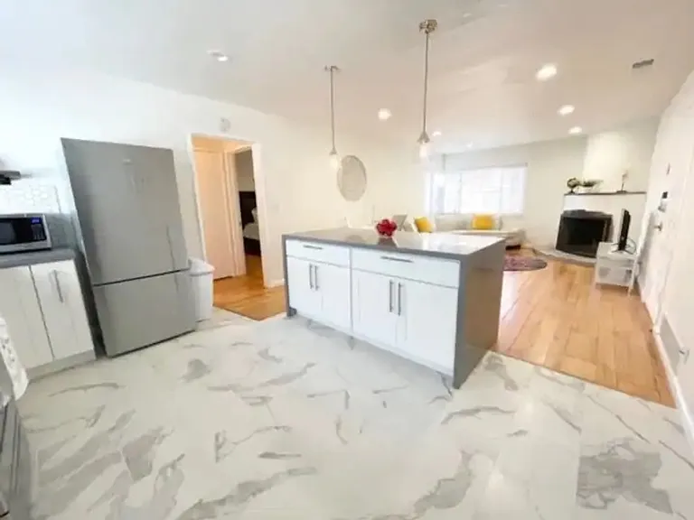2125 Santa Clara Ave #C — Photo 7