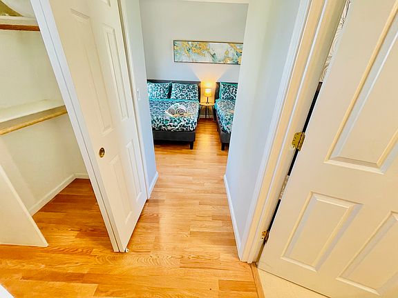 3rd image of 3495 Niblick Dr