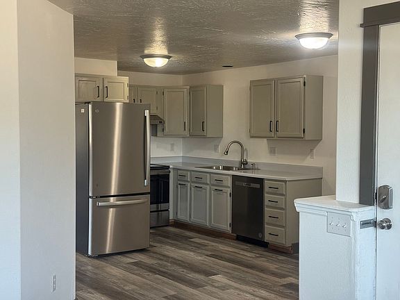 3rd image of 108 E Madison Ave