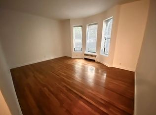 102 E 31st St #2Z, New York, NY 10016