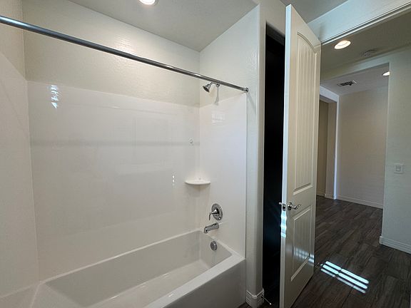 5th image of 6841 W Spur Dr