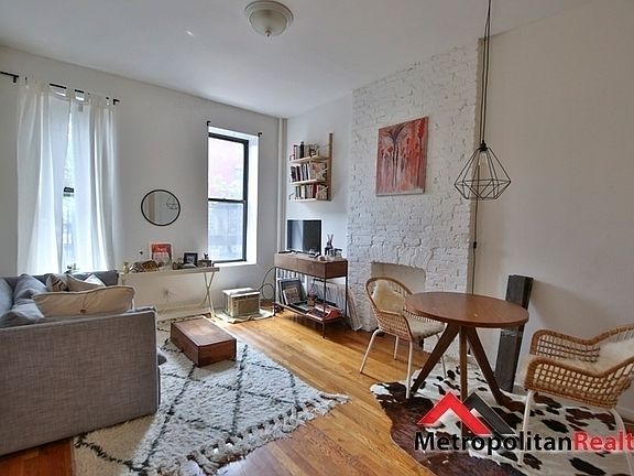 4th image of 106 7th Ave APT 2