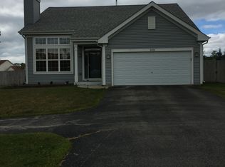 9078 Southdown Ln, Roscoe, IL 61073