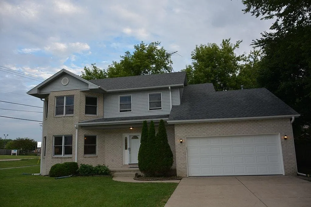 2565 E Church St photo 1