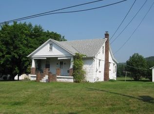 27 Ben Titus Rd, Tamaqua, PA 18252