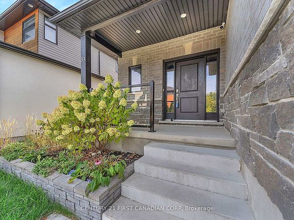 4th image of 41 Earlscourt Ter #33
