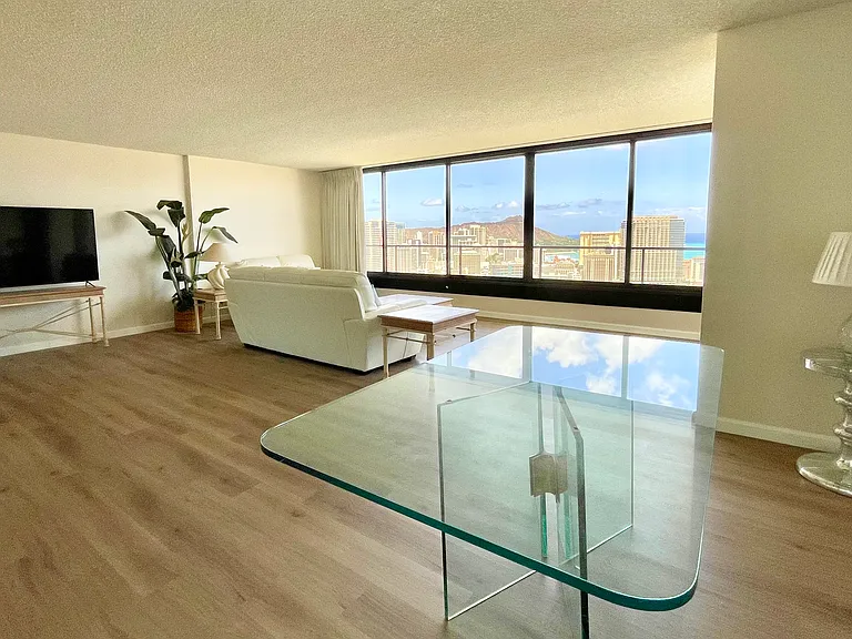 1910 Ala Moana Blvd #36B — Photo 3