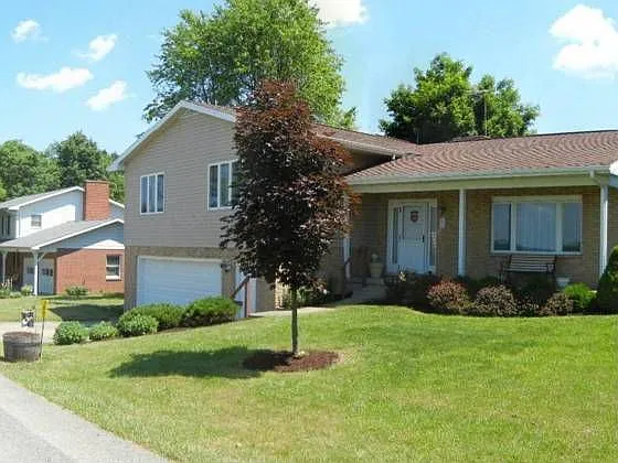 141 Bryan Dr photo 1