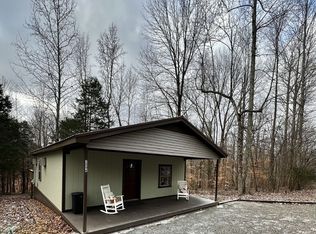 2094 Buck Smith Rd, Palmyra, TN 37142