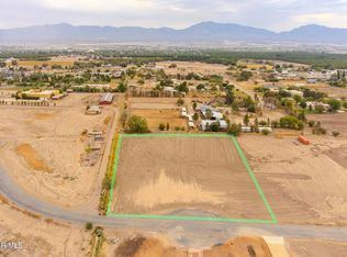 17 Triple Crown Rd, Anthony, NM 88021