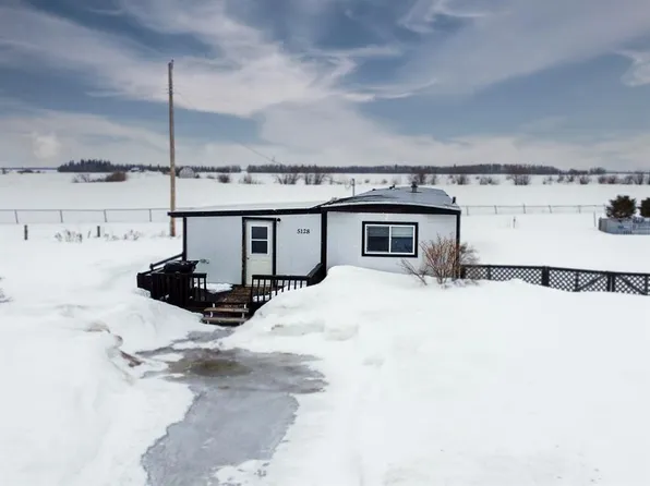5128 N North Ave, Donnelly, AB T0H 1G0