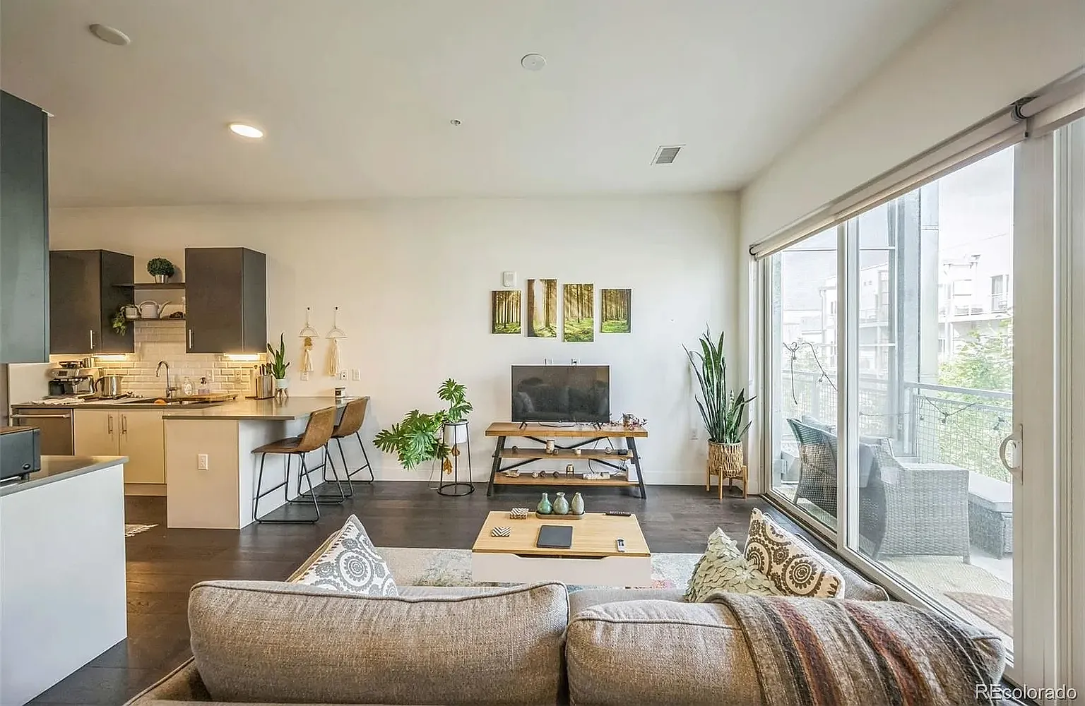 2525 Arapahoe St — Photo 1