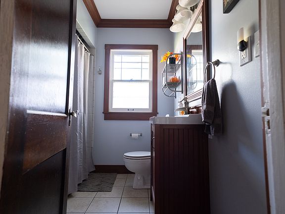4th image of 1119 20th St
