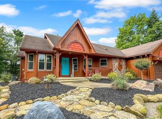 2784 Frost Rd, Mantua, OH 44255