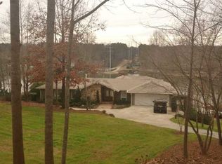 2670 Emerald Dr, Jonesboro, GA 30236
