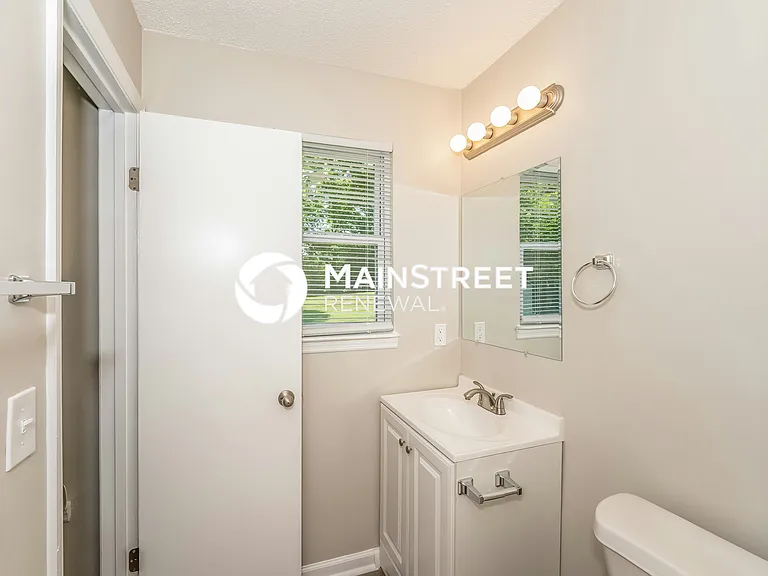 Main Bathroom