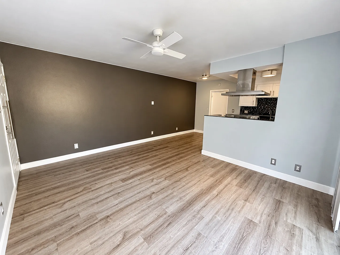 1 bed, 691 sqft, $1,895 — Photo 3