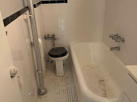 4th image of 1855 Ocean Pkwy Floor 1