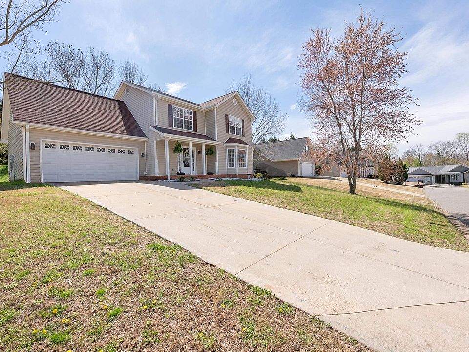 1st image of 39 Perkins Ct