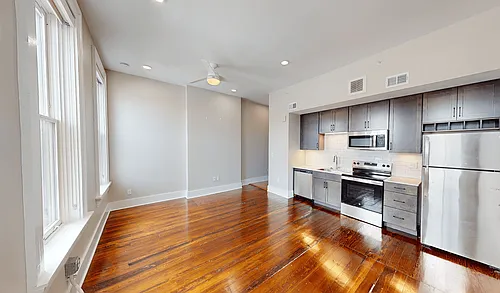 Floor plan 116 W Elder Street 302