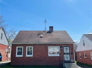 16910 Palda Dr, Cleveland, OH