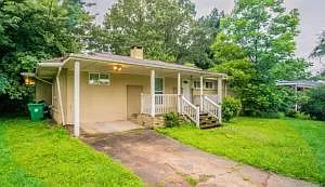 Building Photo - 3409 Hyland Dr