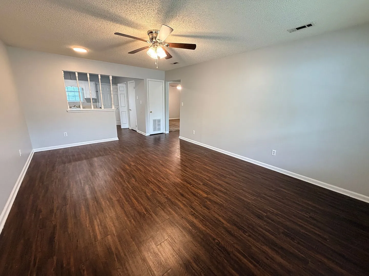 Spacious 2-Bedroom Duplex for Rent in Hahira, GA | Lincoln Realty LLC — Photo 3