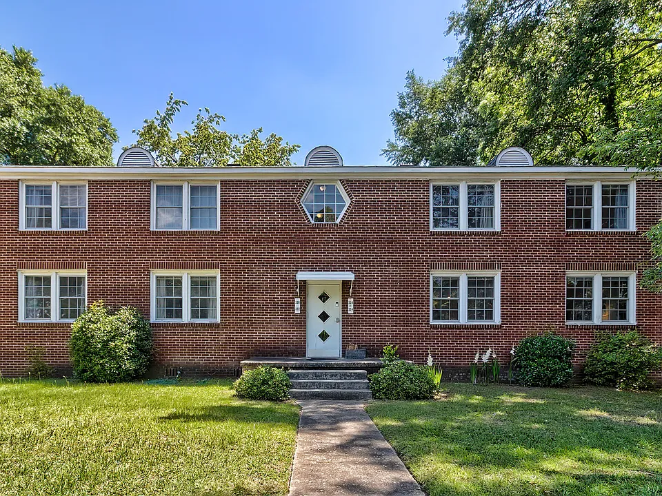 332 S Harden St