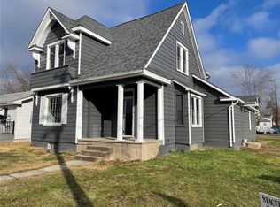 426 S Cedar St, Gerald, MO 63037