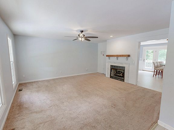 2nd image of 36 E Foxwood Dr