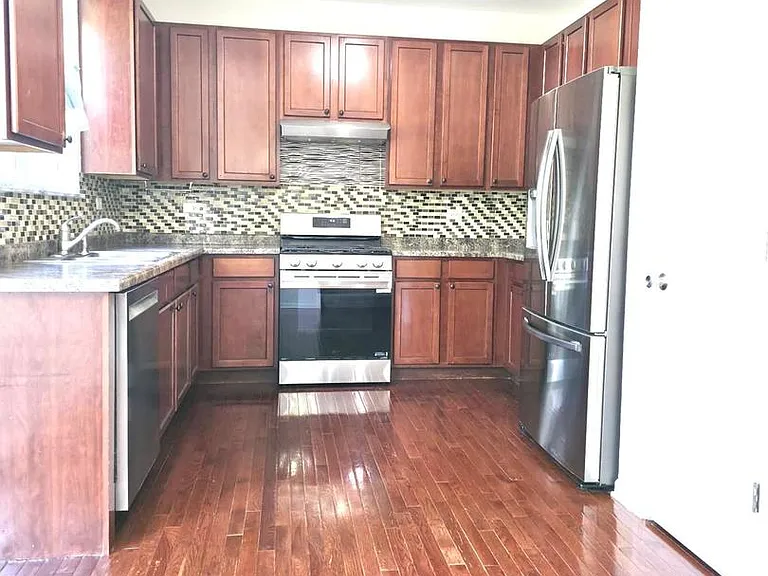3407 Bradbury Cir #0 — Photo 2