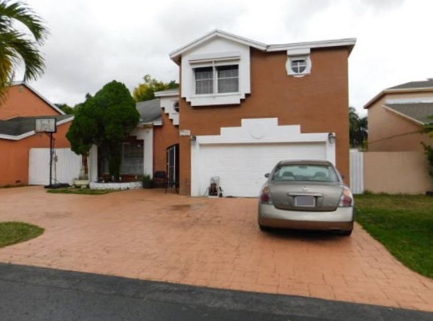2nd image of 9348 SW 146th Pl