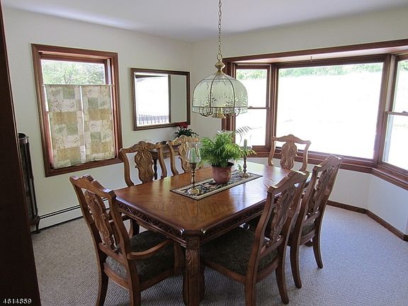 5th image of 329 Mattison Reservoir Ave