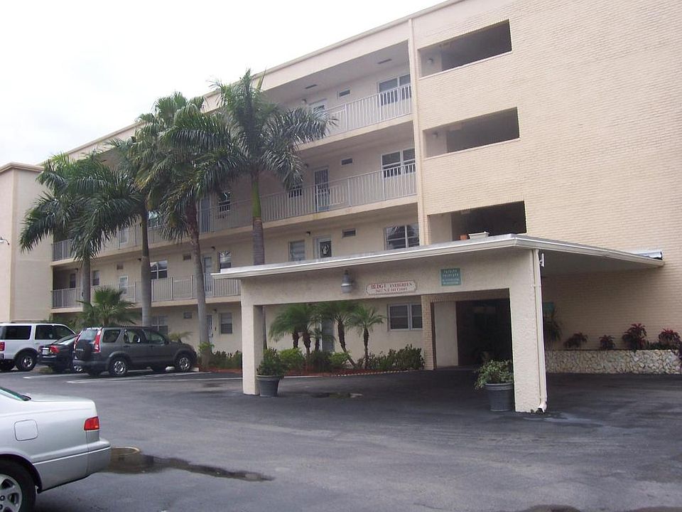 1st image of 2615 NE 1st Ct APT 309