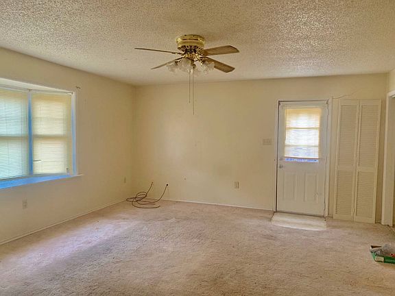 2nd image of 503 Griffin St