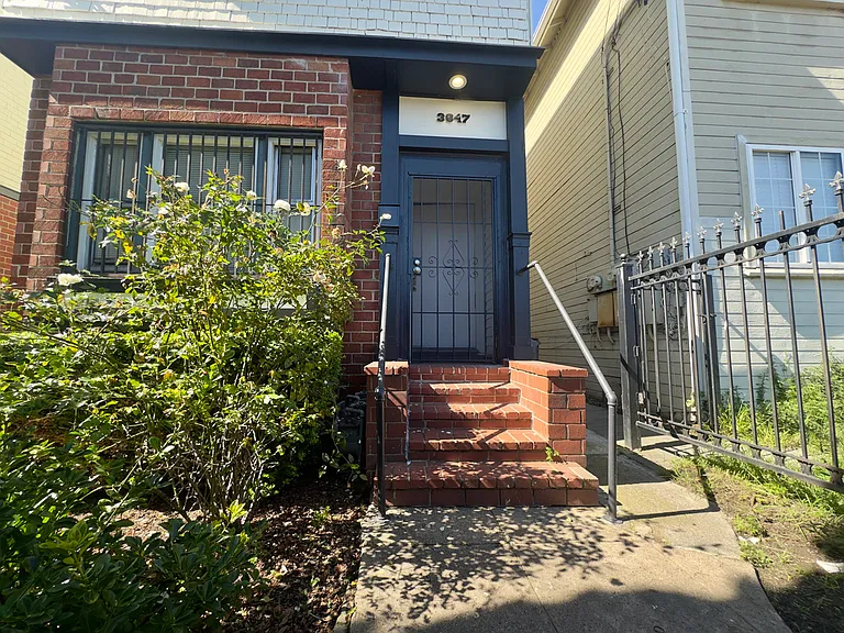3647 West St — Photo 3