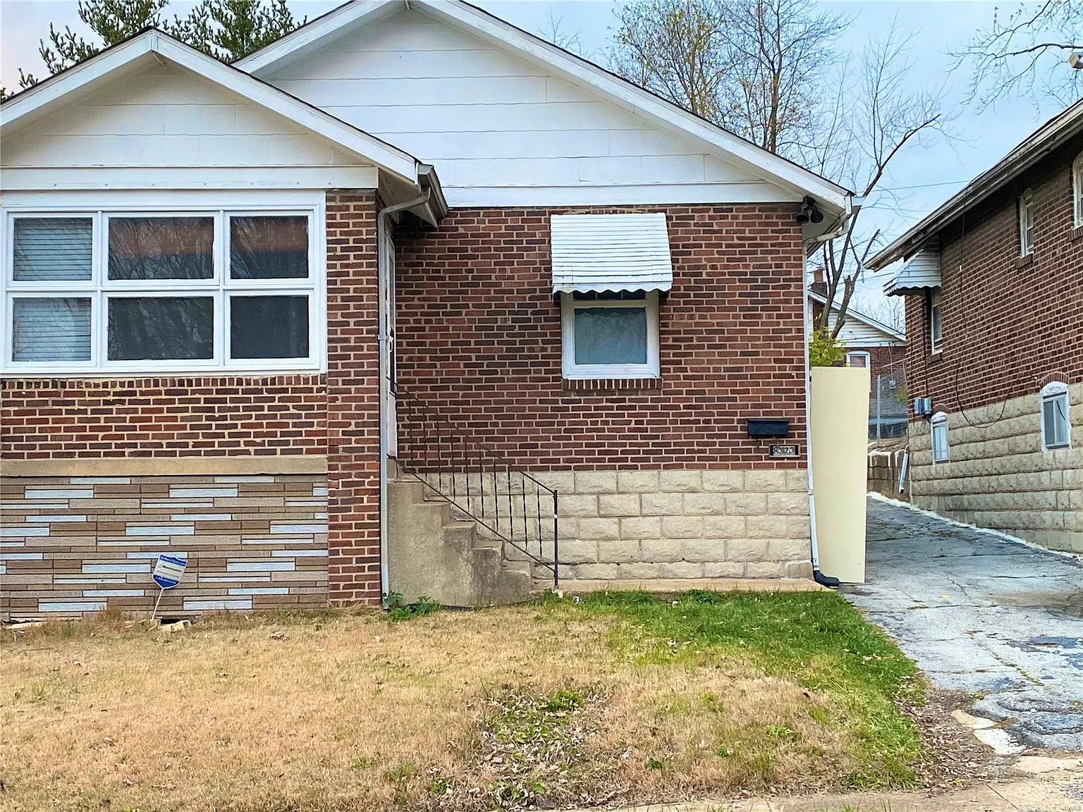 8323 Octavia Ave photo 1