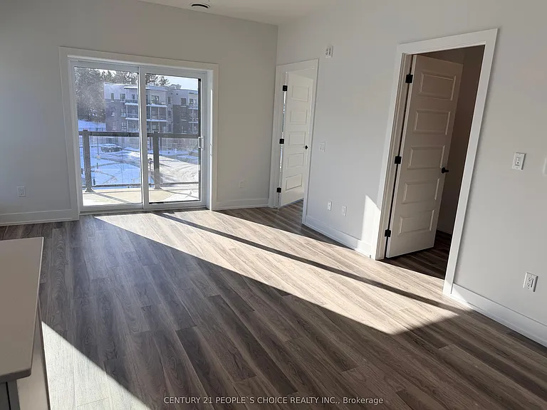 1100 Lackner Pl #418 — Photo 5