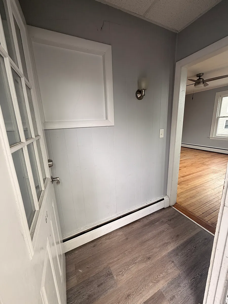 Building Photo - 60-62 Jefferson St #1F