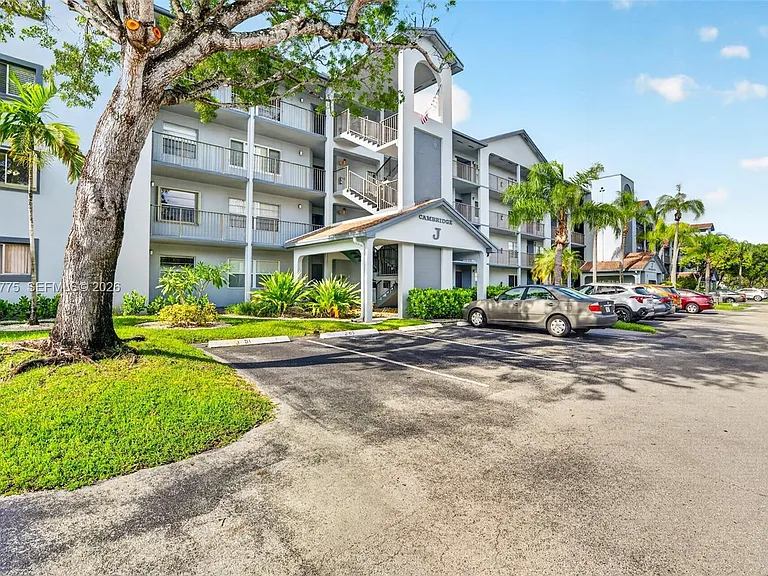 12701 SW 14th St #402J — Photo 35