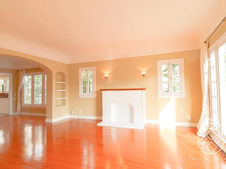 441 N Orange Grove Ave #1/2 — Photo 9