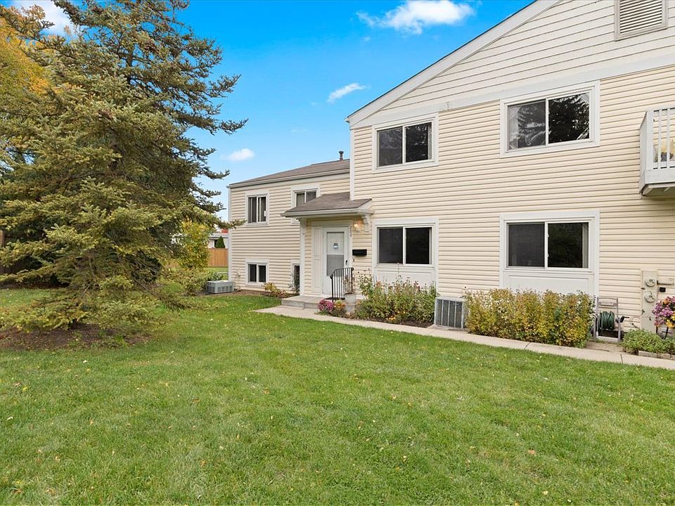 1st image of 884 Cambridge Pl #124-C